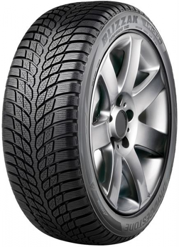 225/45R18 Bridgestone BLIZZAK LM32 95H