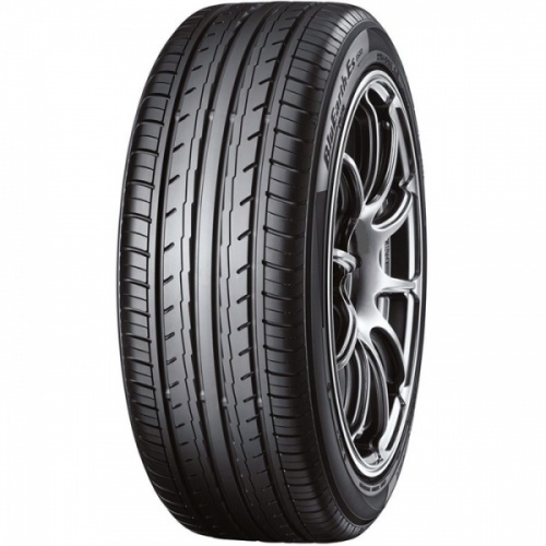 235/45R17 Yokohama BLUEARTH-ES ES32A 97V