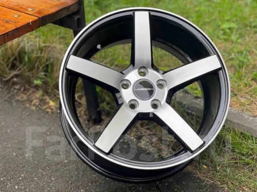 Диск литой REPLICA VOSSEN 7J15 PCD5*114,3 ET30 DIA73,1 Цвет (134030452)