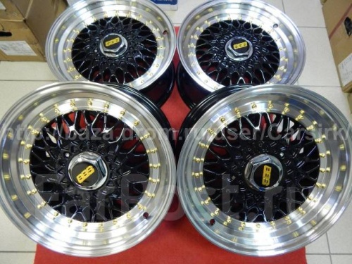 Диск литой REPLICA BBS 7J15 PCD4*100/114,3 ET22 DIA73,1 Цвет (132163135)