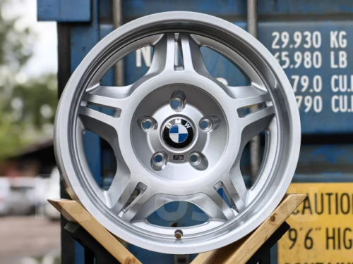 Диск литой REPLICA BMW 8J17 PCD5*120 ET30 DIA74,1 Цвет (129761433)