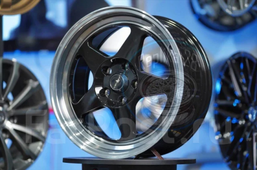 Диск литой REPLICA NO MODEL 7,5J17 PCD5*114,3 ET38 DIA73,1 Цвет (127626738)
